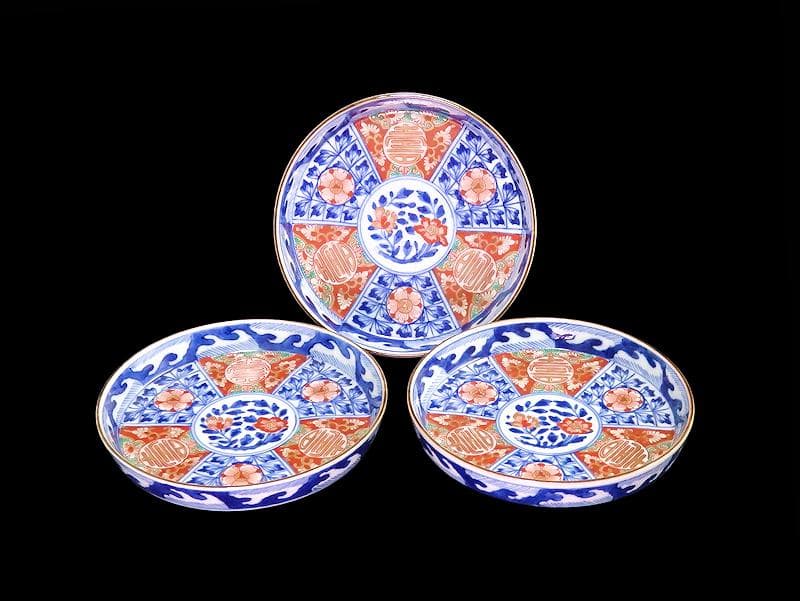 大聖寺伊万里　金襴手　寿に花　牡丹の図　縁高４寸皿　３枚　143AS-CUu