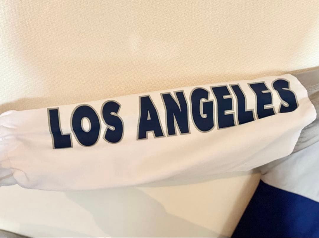 MLB公式 ニューエラ ウィンドブレーカー　LA