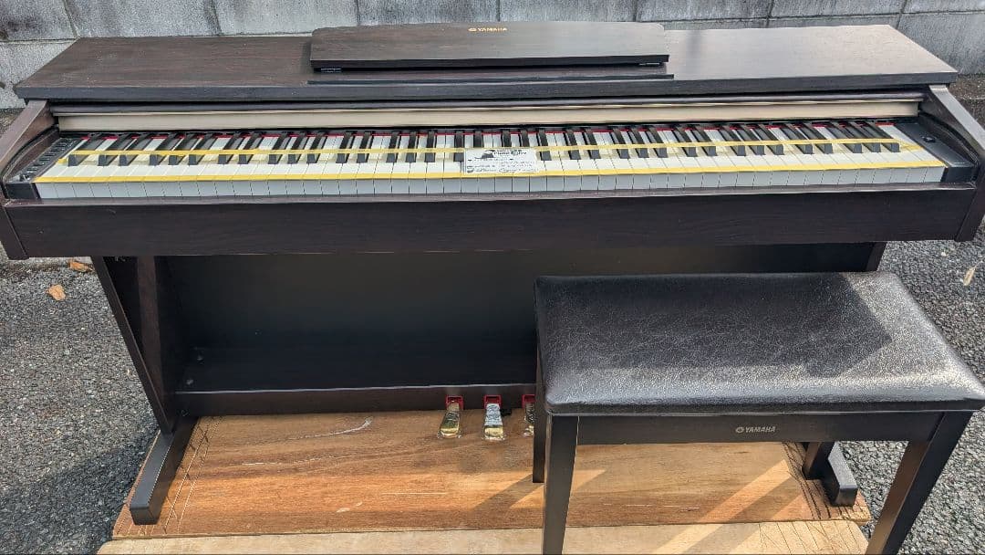 送料込み YAMAHA 電子ピアノ SCLP.320 2007年製 超美品