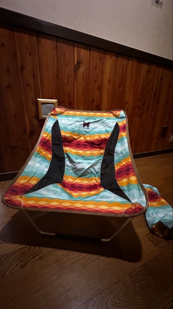 折りたたみ式アウトドアチェア