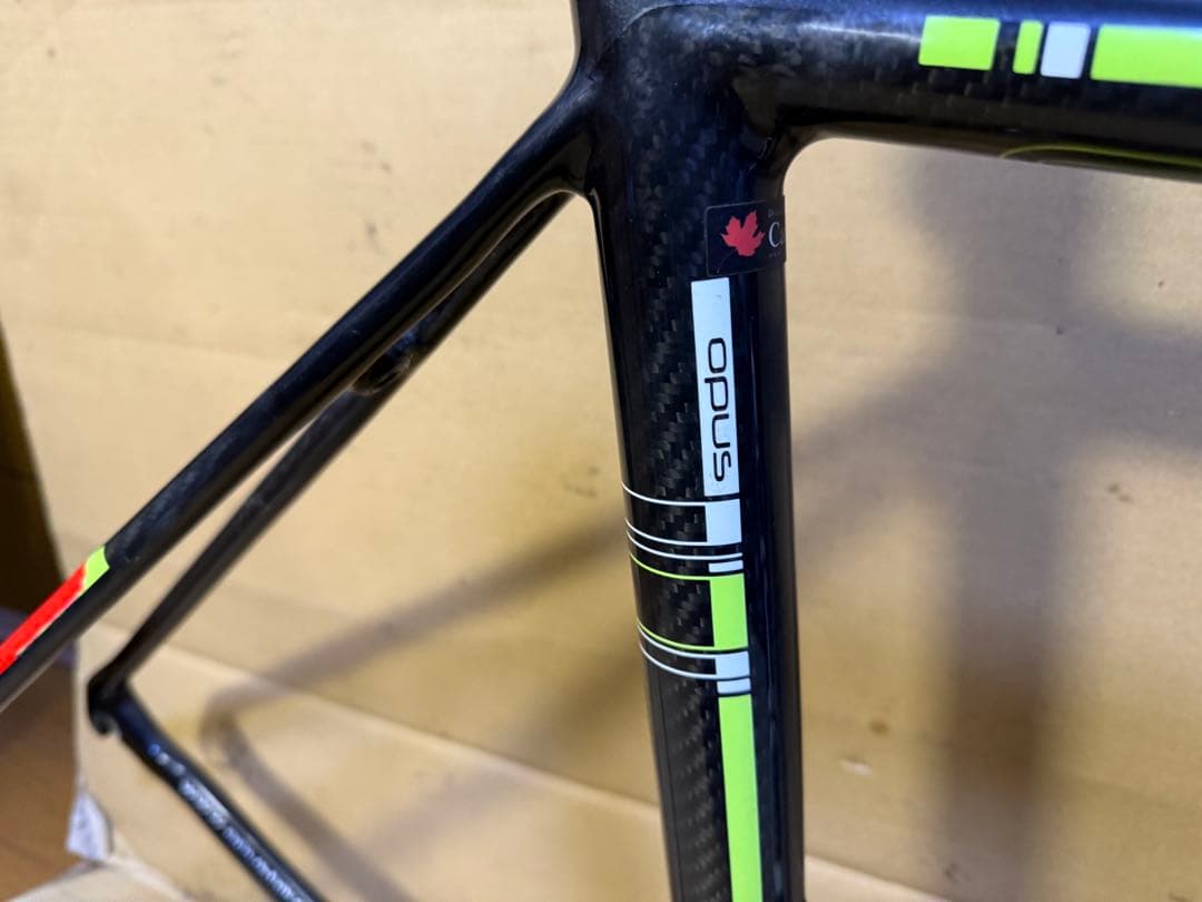 OPUS オープス　CRESCENDO フルカーボン　ロードバイクフレーム