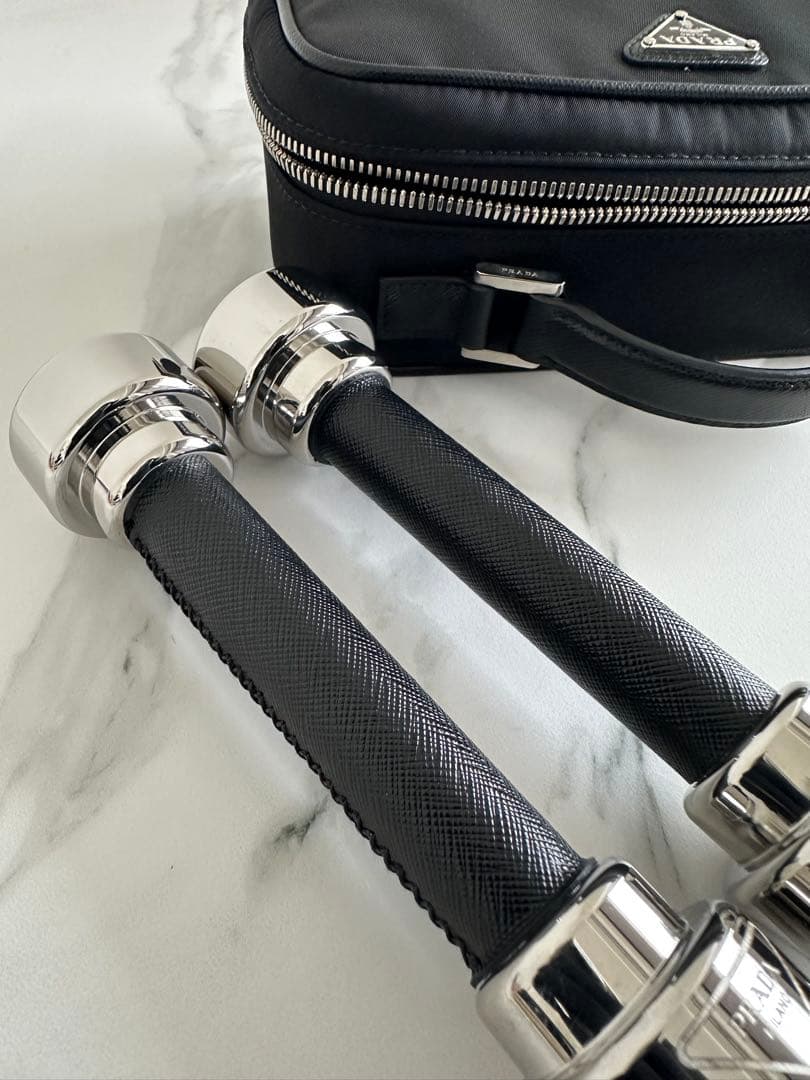 PRADA Re-Nylon サフィアーノレザー ハンドウエイト キャリーケース