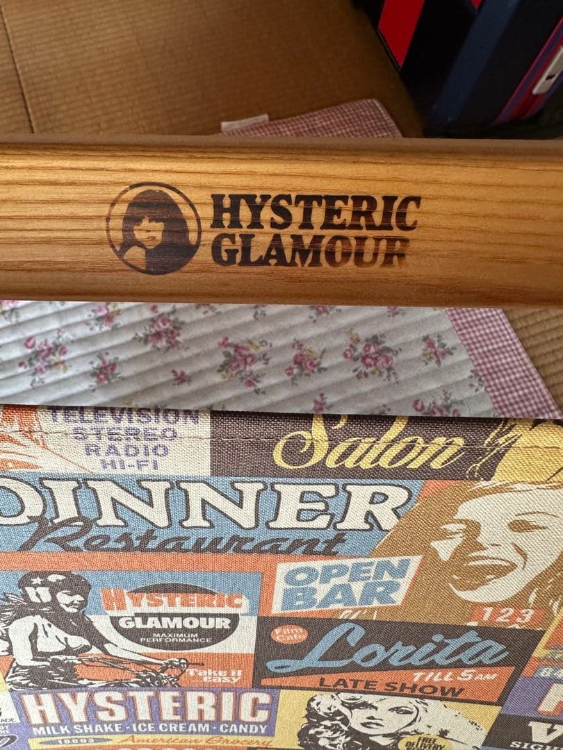 HYSTERIC GLAMOUR レトロ広告ロッキングチェア