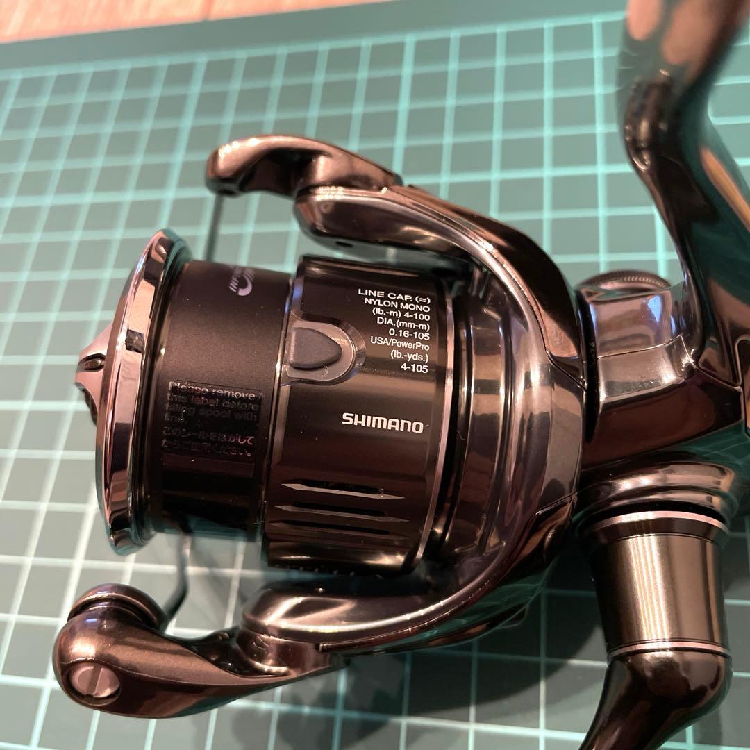 新品 未使用 SHIMANO STELLA C2000SHG シマノ 22ステラ