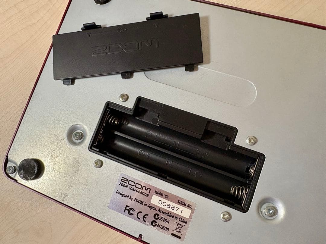 【中古】ZOOM B3 ベースエフェクト・アンプシミュレーター