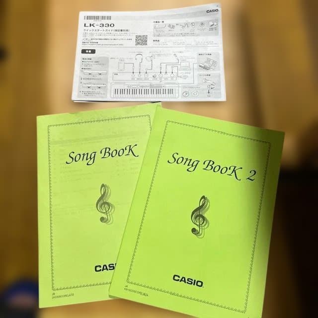 カシオ LK-330 Casiotone 光ナビゲーションキーボード LK330