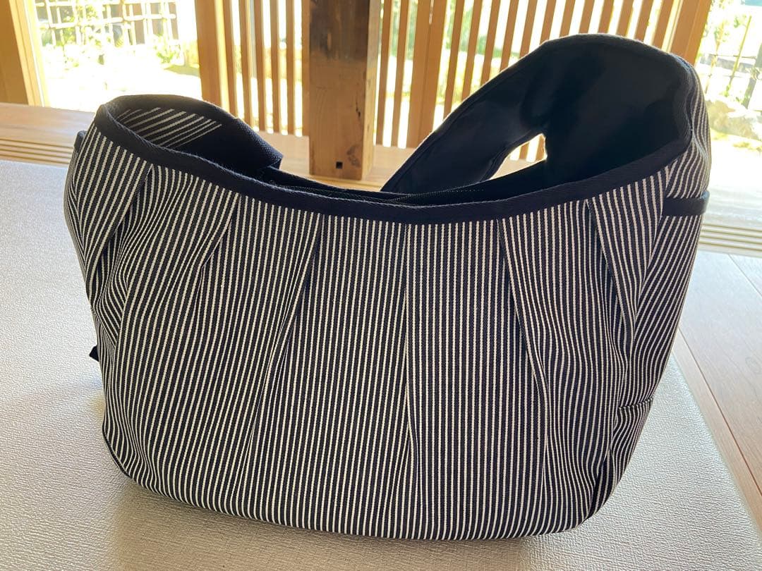 【ほぼ未使用】Lee ヒッコリー スリングバッグ 犬用キャリーバッグ