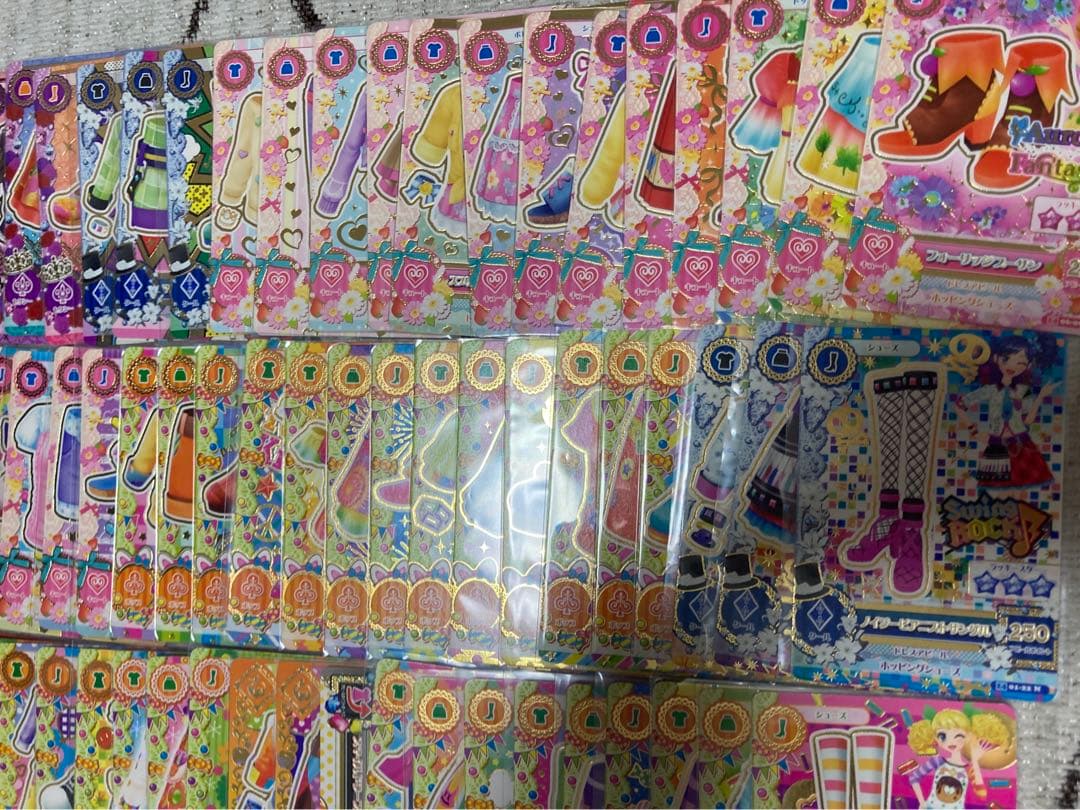 【匿名配送】旧アイカツカード まとめ売り【値下げ不可】