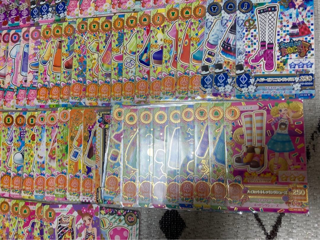 【匿名配送】旧アイカツカード まとめ売り【値下げ不可】