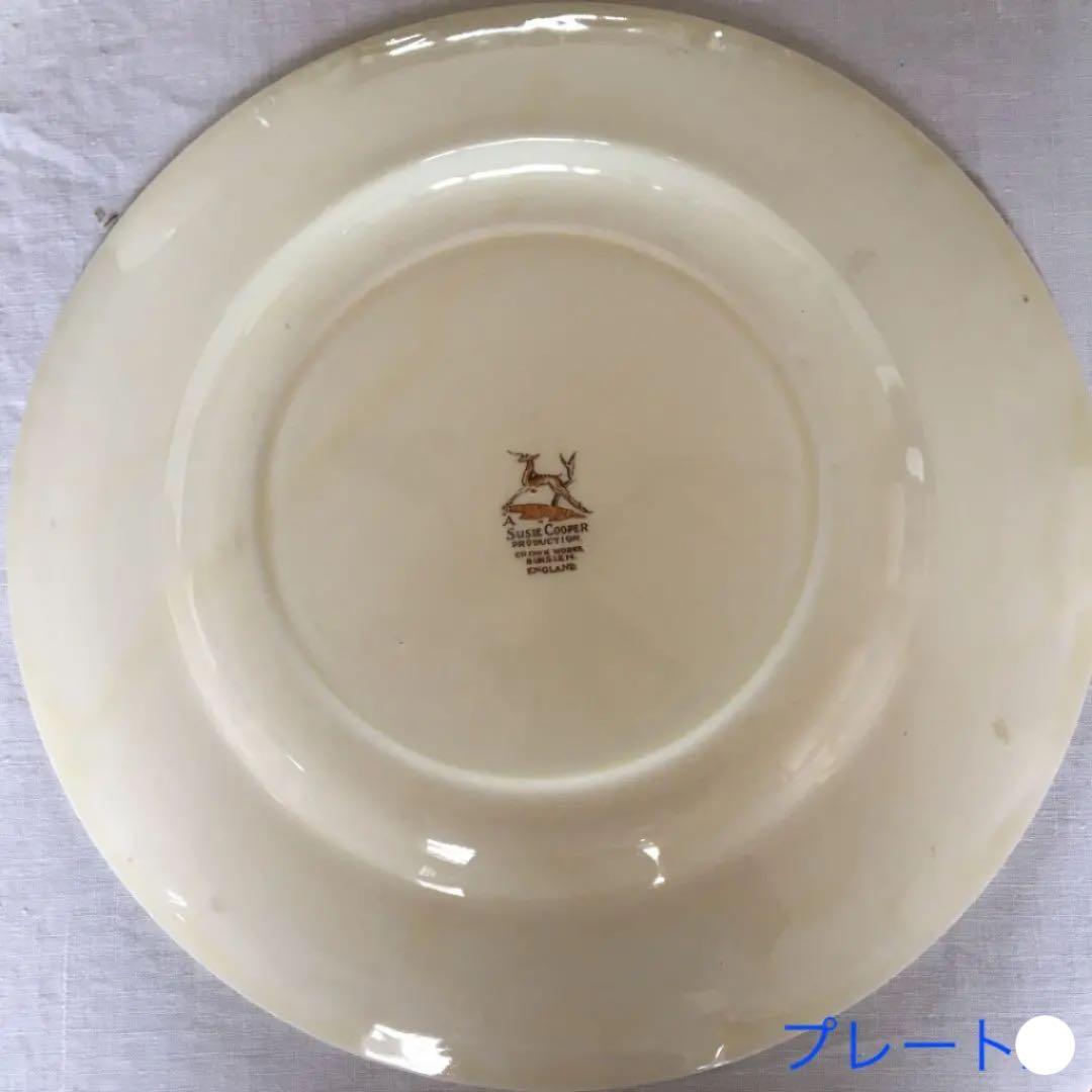 スージークーパー ドレスデン スプレイ トリオ ピンクカップ&ソーサー