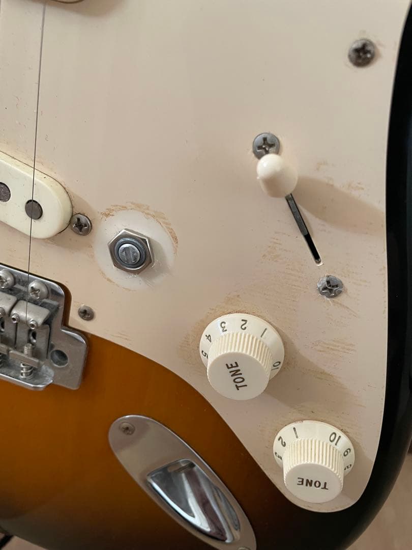 Fender Stratocaster フェンダー ストラト サンバースト