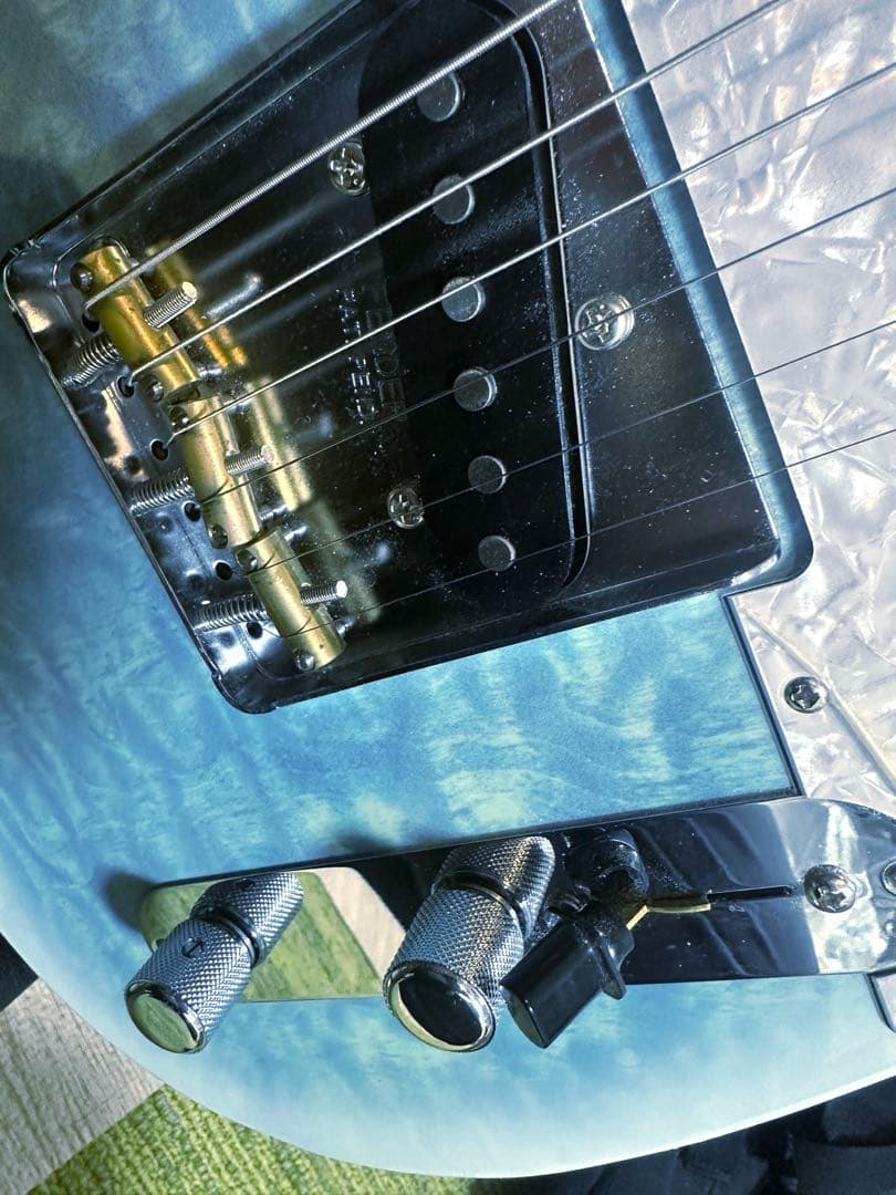 最終値下　Fender Hybrid II Telecaster Larimar