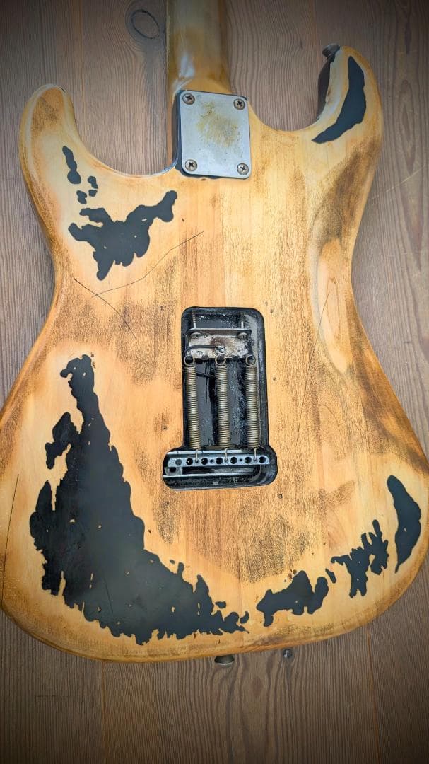 は*み様 ストラトキャスター ブラック レリック加工 おまけ付き 送料込です！