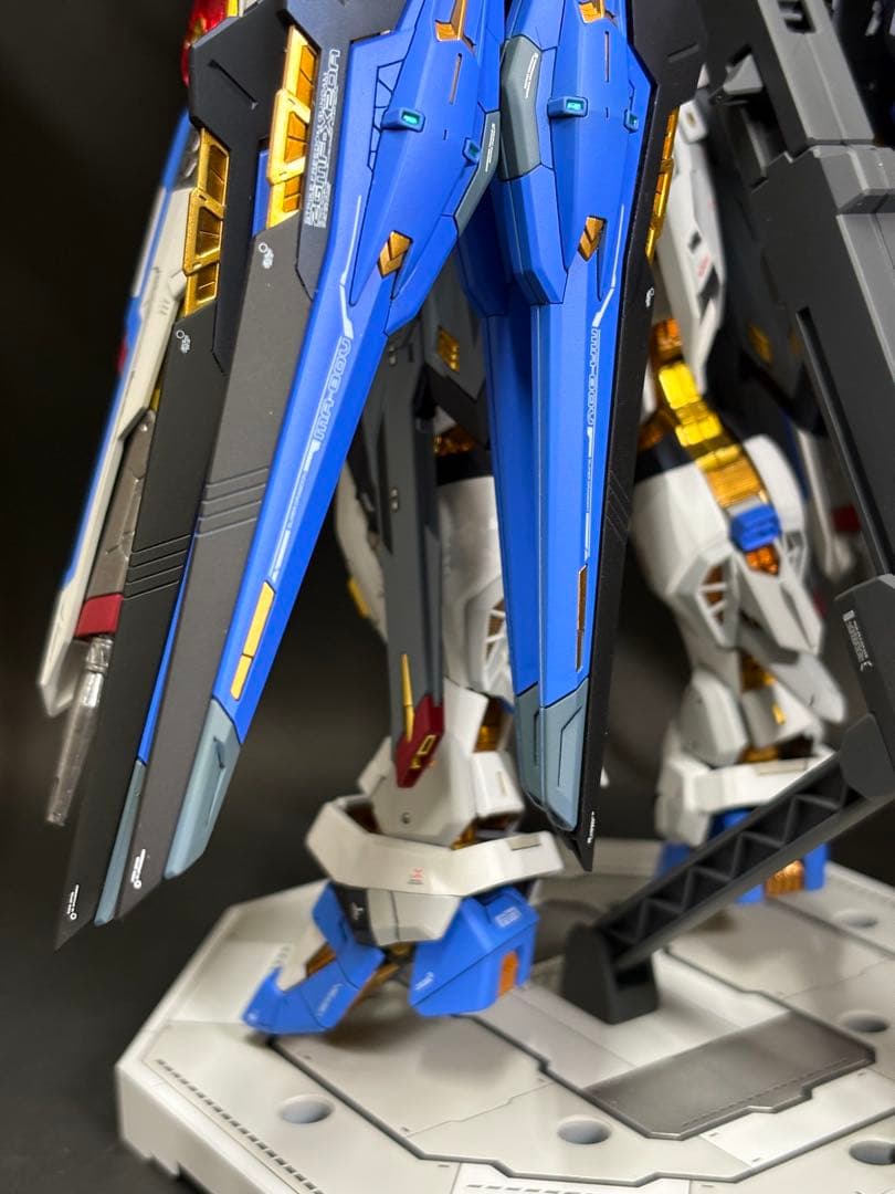 MGEXストライクフリーダムガンダム 全塗装 完成品　正規品
