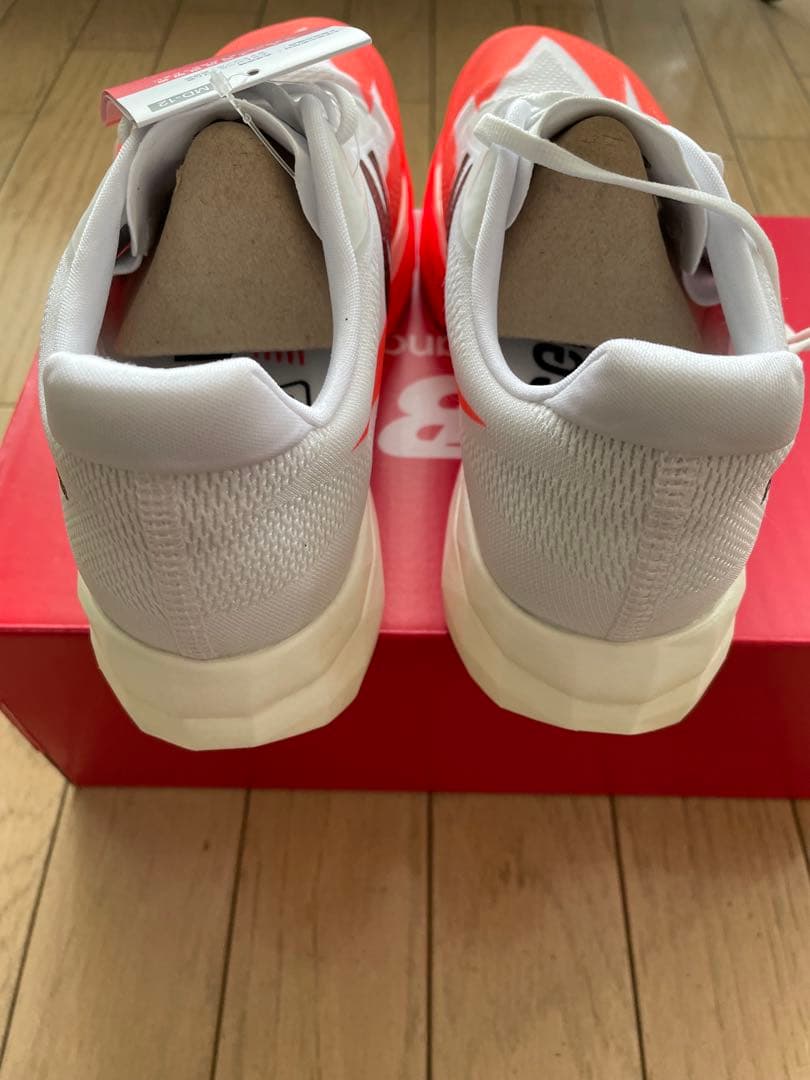 ニューバランスFuelCell SuperComp Elite v5 26cm