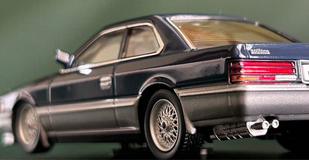 1/43 DISM F31 レパード アルティマ ダークブルーツートン