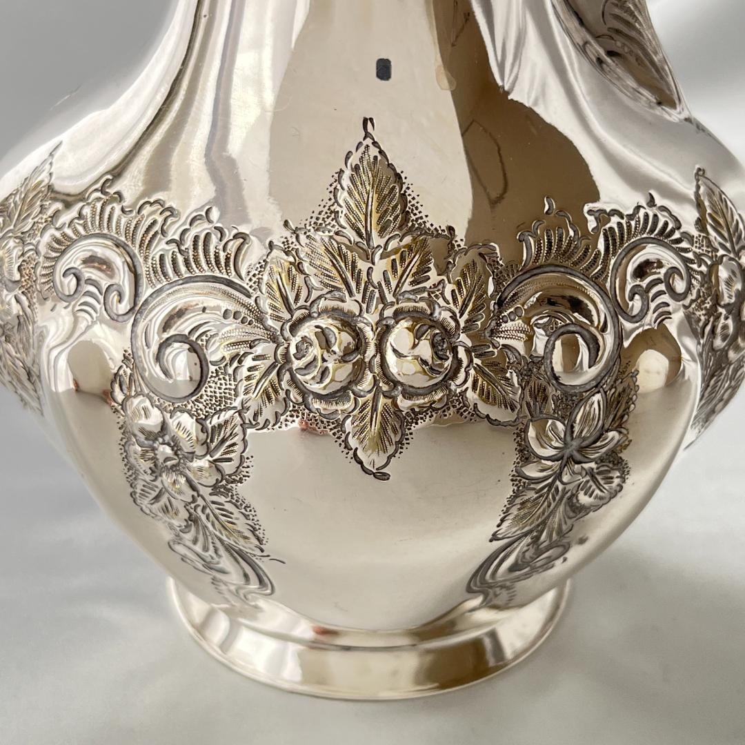 【Pinder Brothers】 ローズのジャグ 薔薇のレリーフ