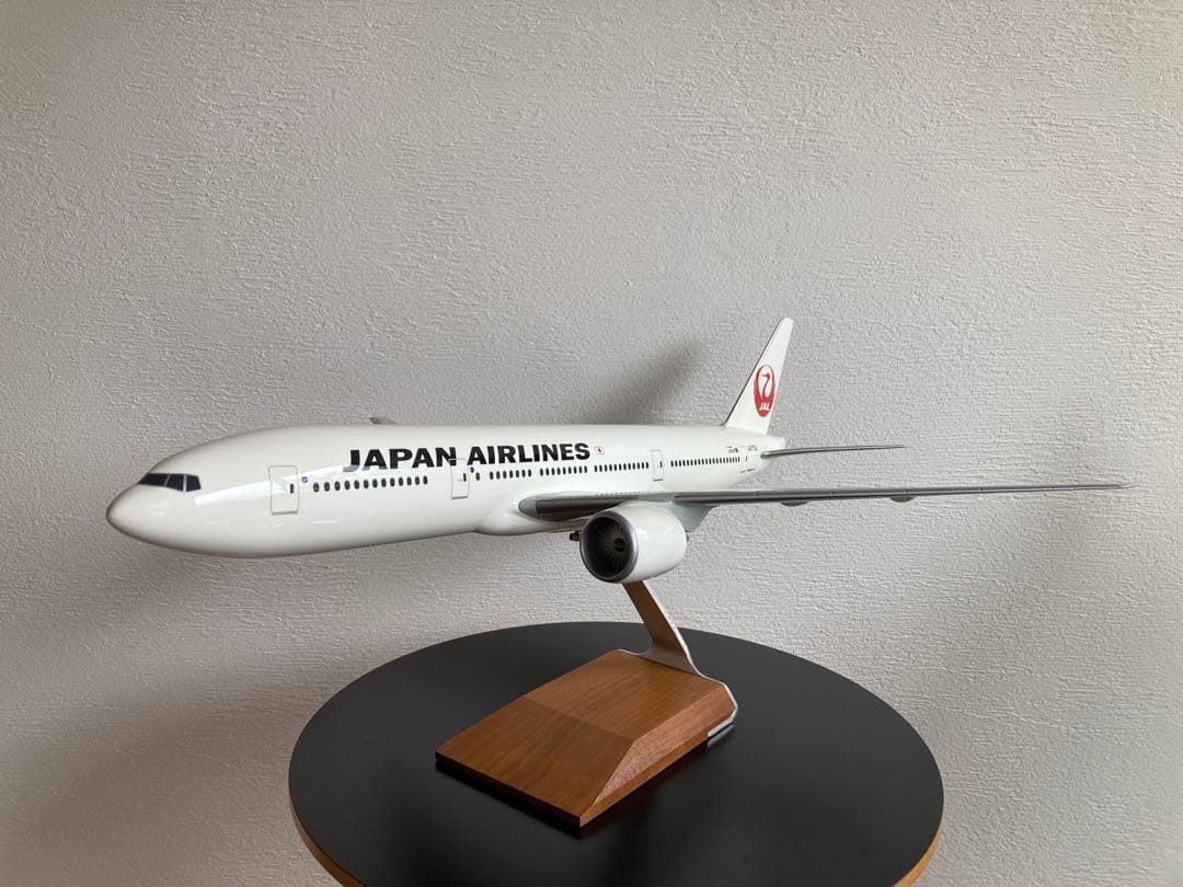 PACMIN パックミンJAL B777-200 1/100デスクトップモデル