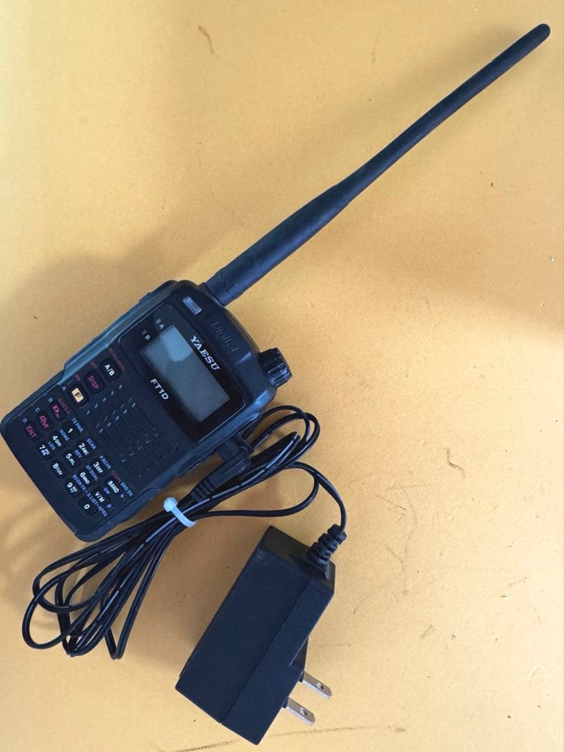 YAESU FT1Dアマチュア無線機