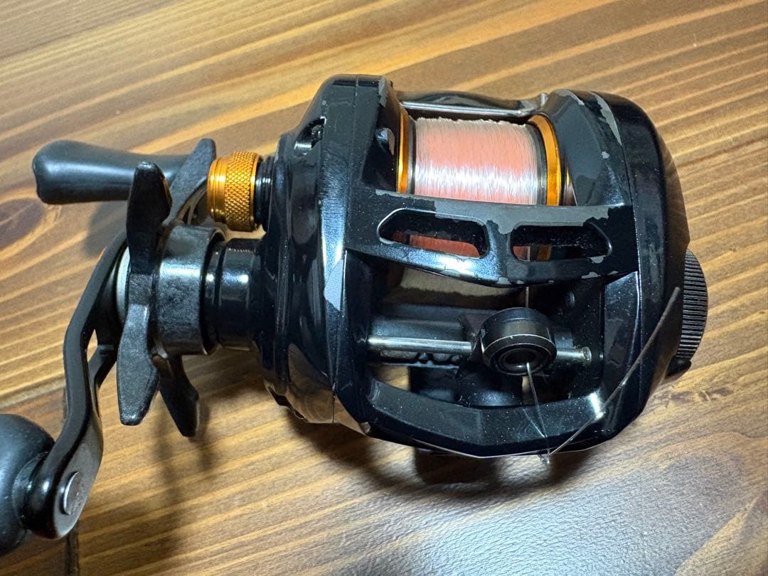 アルファス SV 7.2 ベイトリール 黒/オレンジ