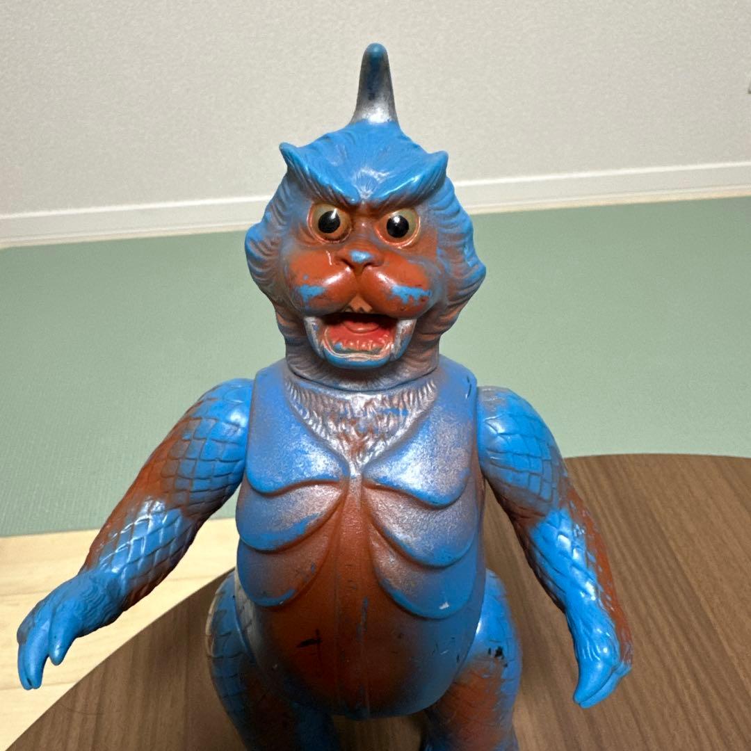 希少　マルサン　ゴメス　ウルトラQ 当時物　ソフビ