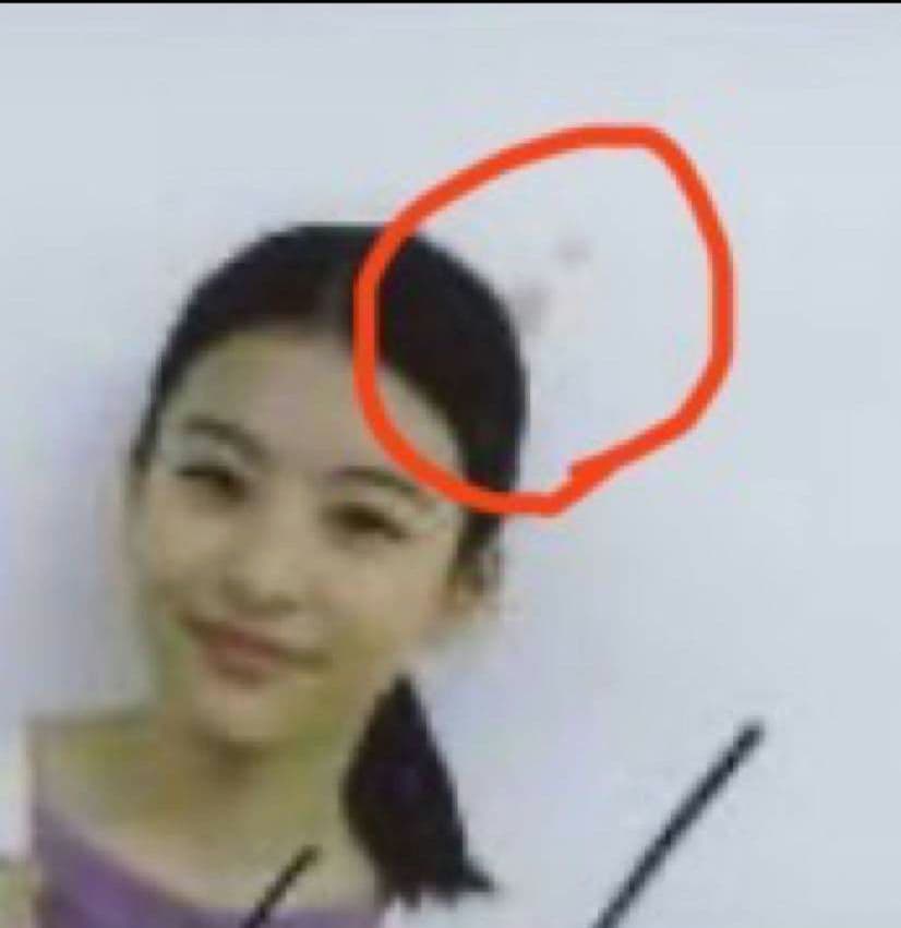 出口夏希サイン入り生写真