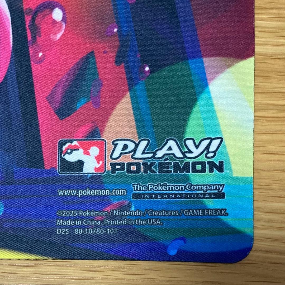 メガサーナイトプレイマット2025 海外限定 新品未使用