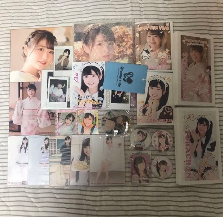 あっとほぉーむカフェ　とらちゃん　ソロチェキ　原画　ブロマイド　缶バッジ　萌袋