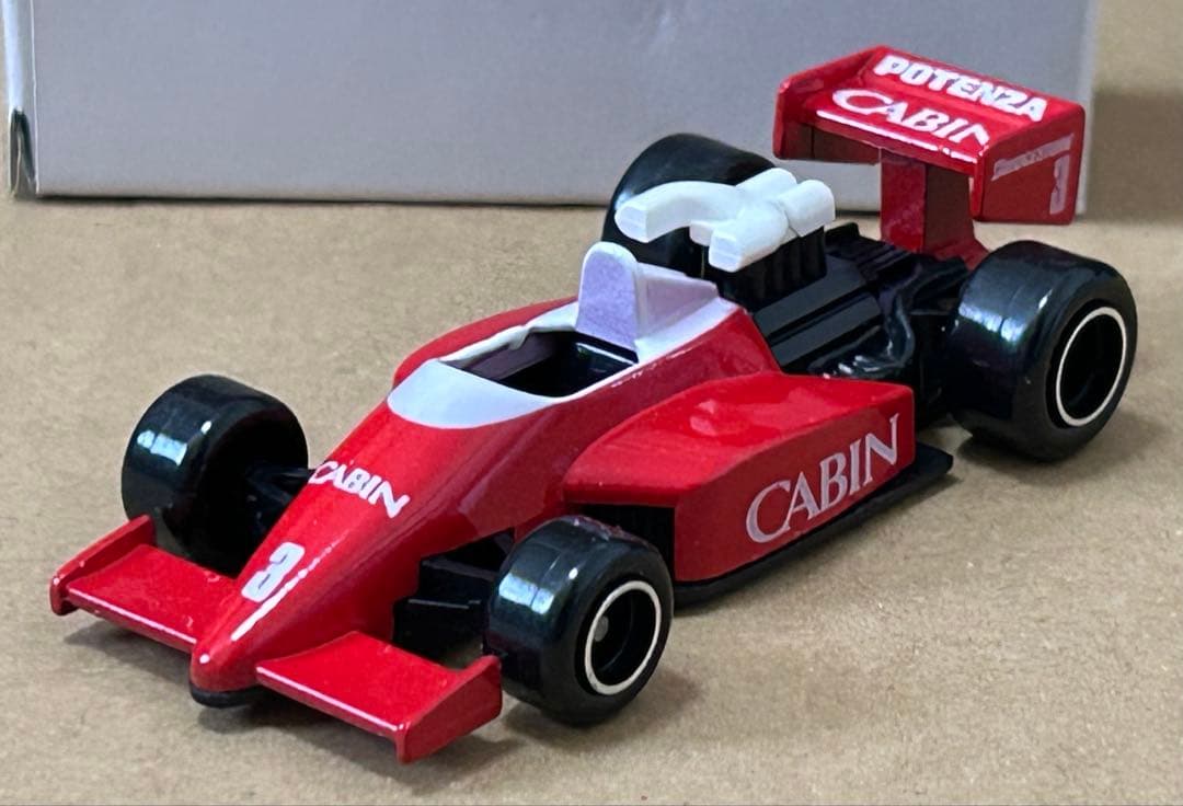 トミカ F3000 CABIN 3