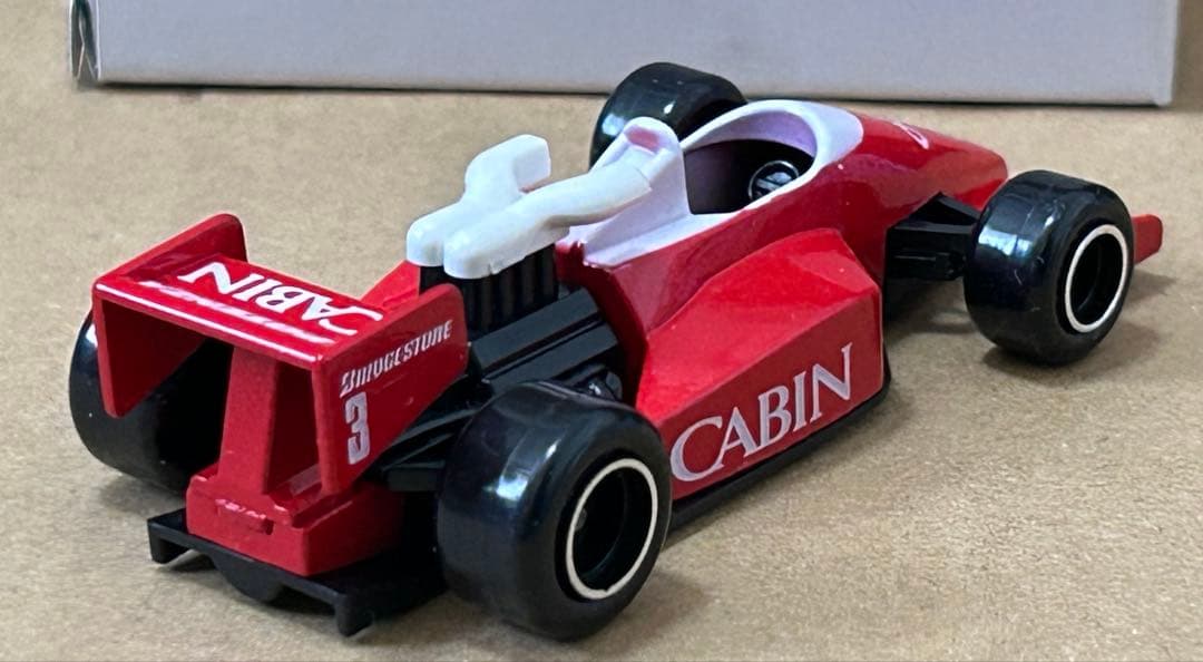 トミカ F3000 CABIN 3