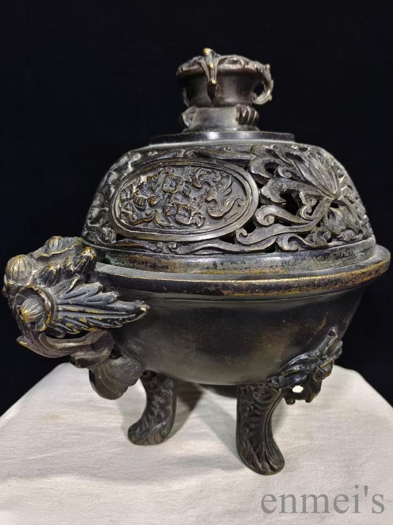 中国古美術 老銅胎 熏香炉《花開富貴》純銅製 高浮彫 手彫 古美味 時代物 置物