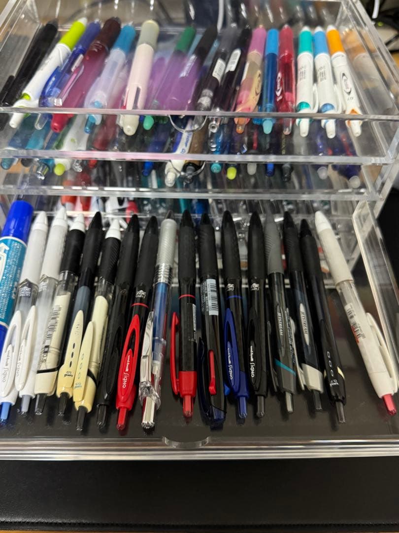 ペン類まとめ売り ケースつき