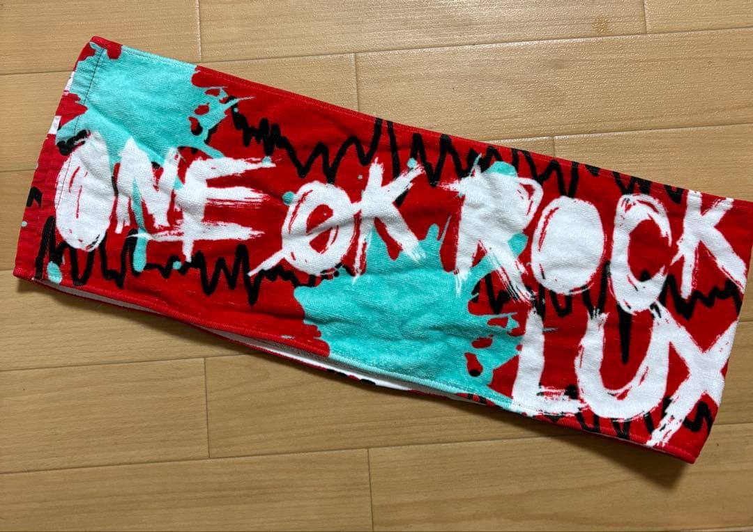 ONE OK ROCK LUXURY DISEASE Tシャツ ラババン タオル