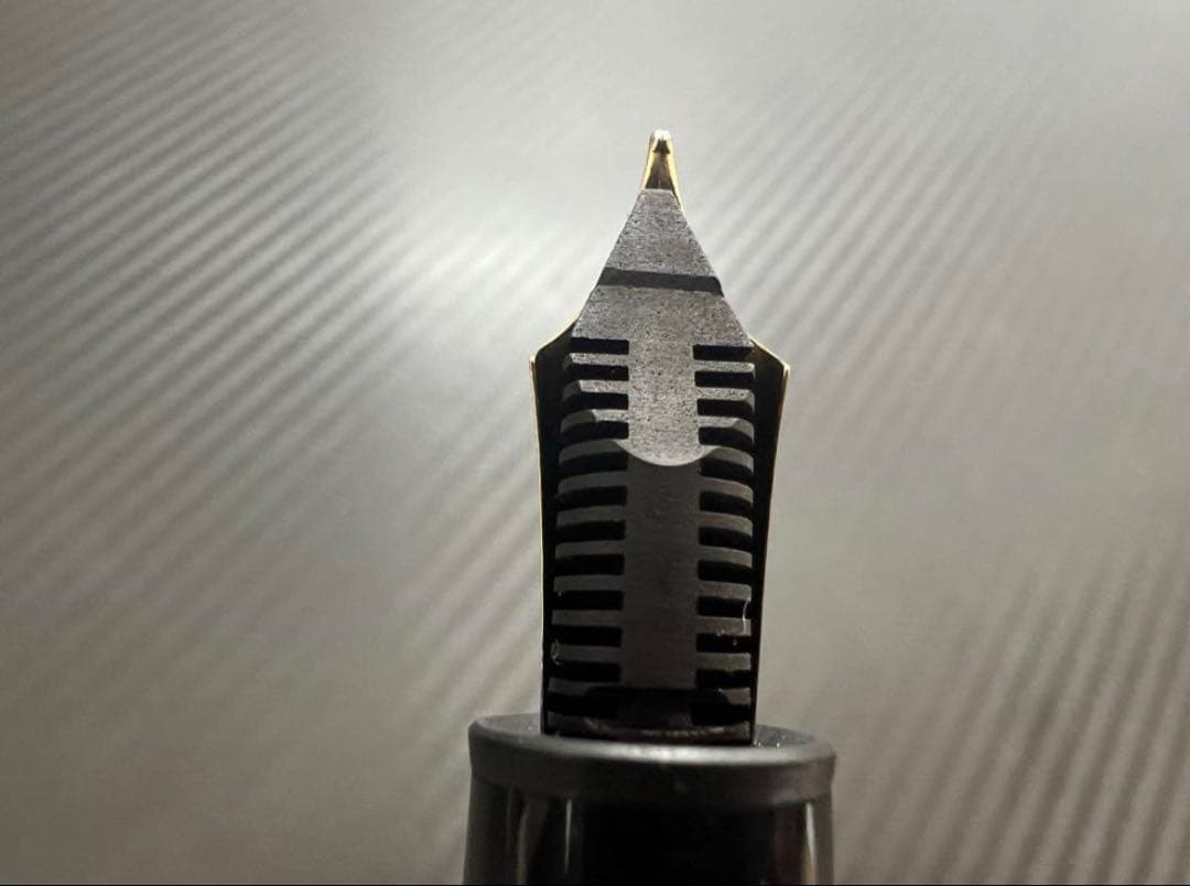 モンブラン マイスターシュテュック 146 M 中字 万年筆 14K 全金