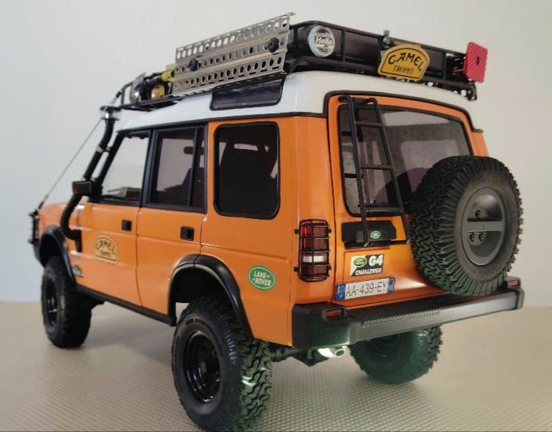 ホビーラジコン 1/10 Land Rover Discovery1 Axial RC4WD