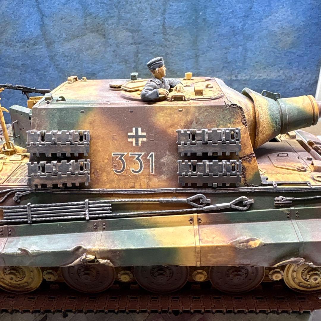 タミヤ 1/35 ドイツ陸軍 重駆逐戦車 ヤークトタイガー 初期生産型　完成品
