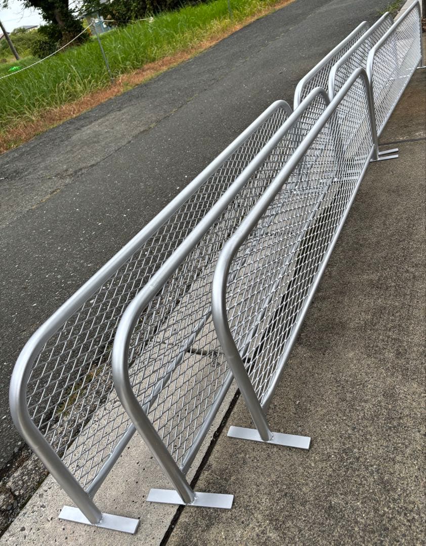 愛犬の脱走防止に！！自立式 アメリカンバリケード 1400×400