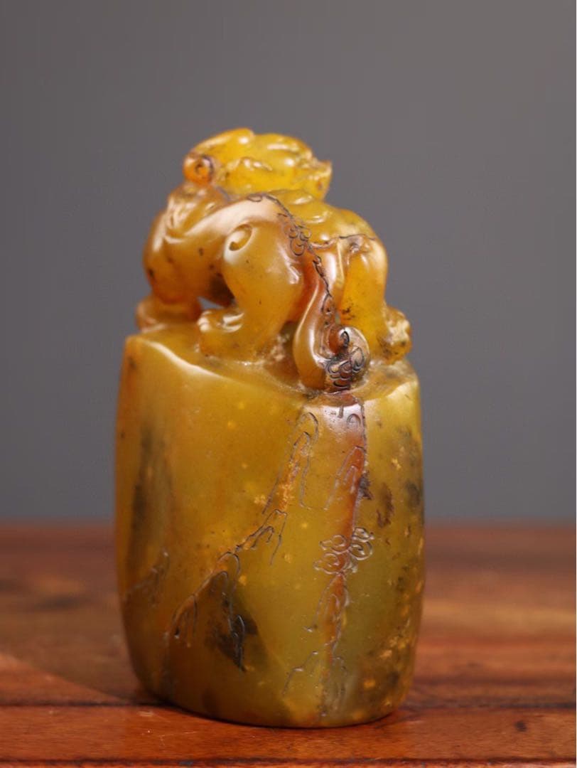 珍品 田黄石印鑑　瑞獣　貔貅（ひきゅう）