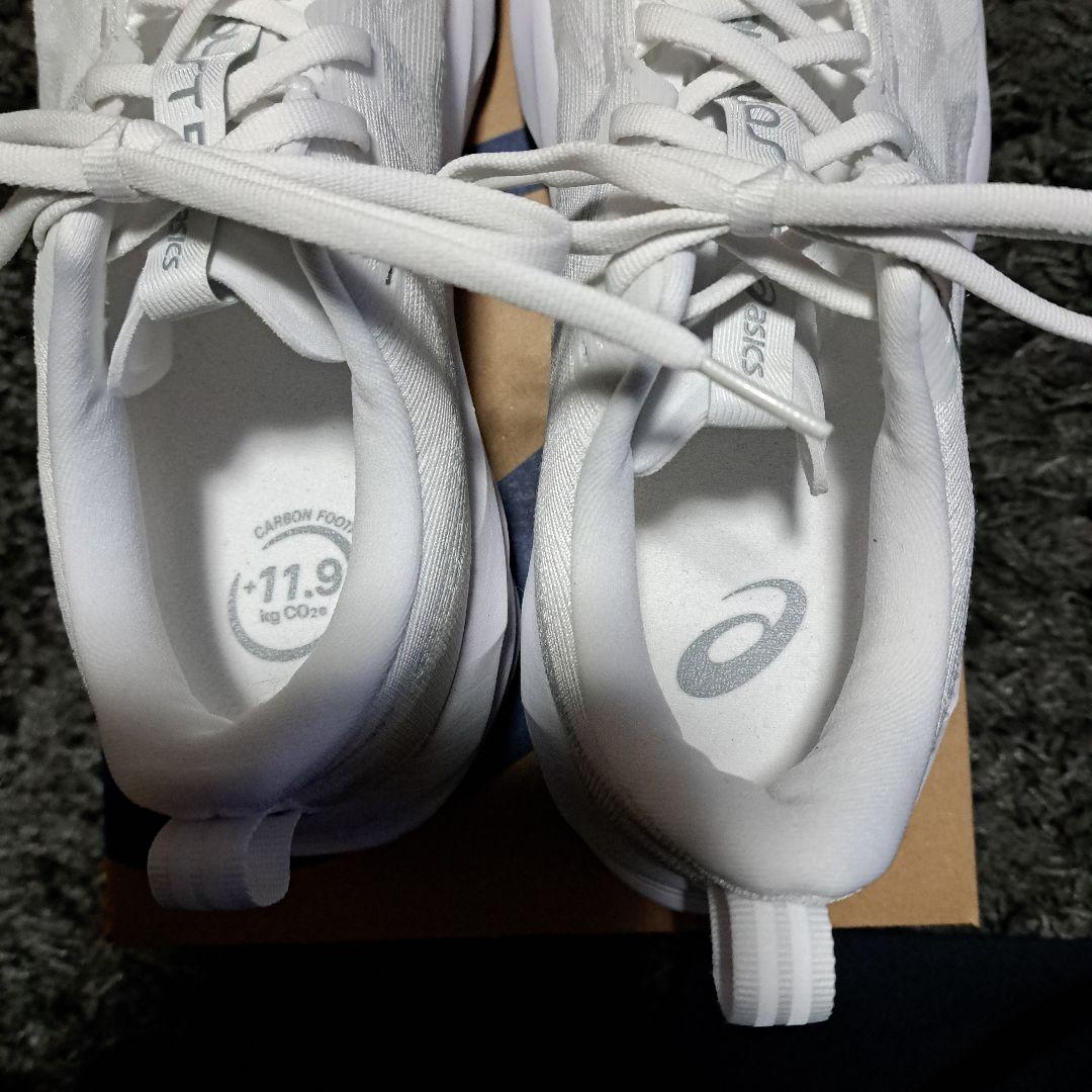 ももそらさん専用　ASICS NOVABLAST 5 ホワイト 26.0cm