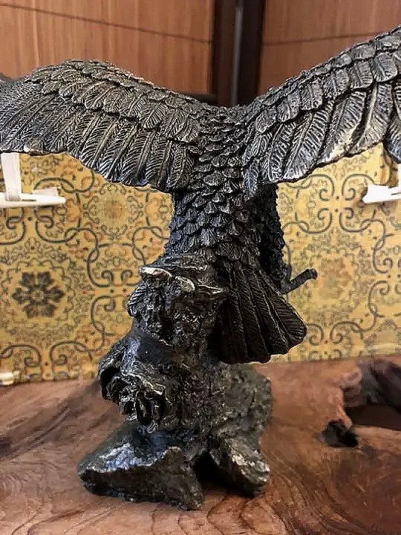 中国美術 小型 時代 鋳型 細密 鷲 箱付き 横幅約 30㎝ 特価