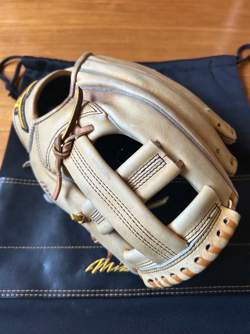 ミズノプロ野球グラブ　オーダー　紐欠損品