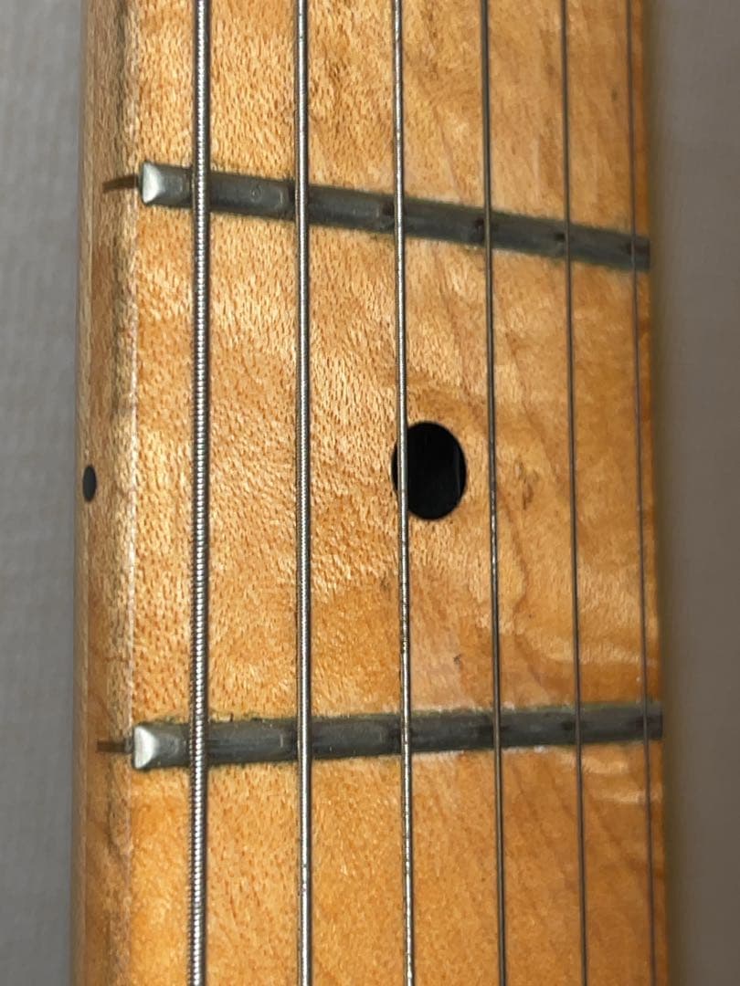 く*い様 【中古】メーカー不明 ストラトキャスター エレキギター