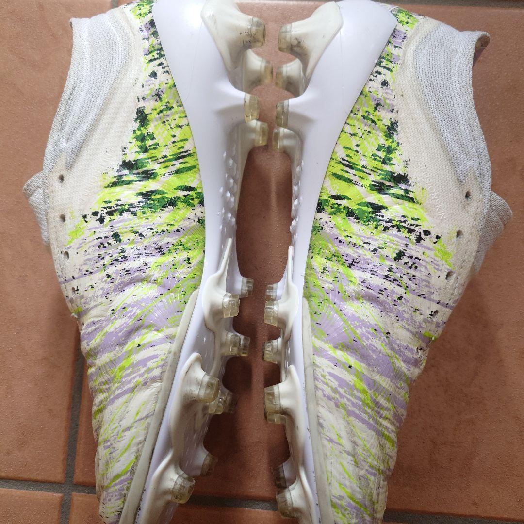 adidas サッカーシューズ ホワイト/イエロー/ブラック