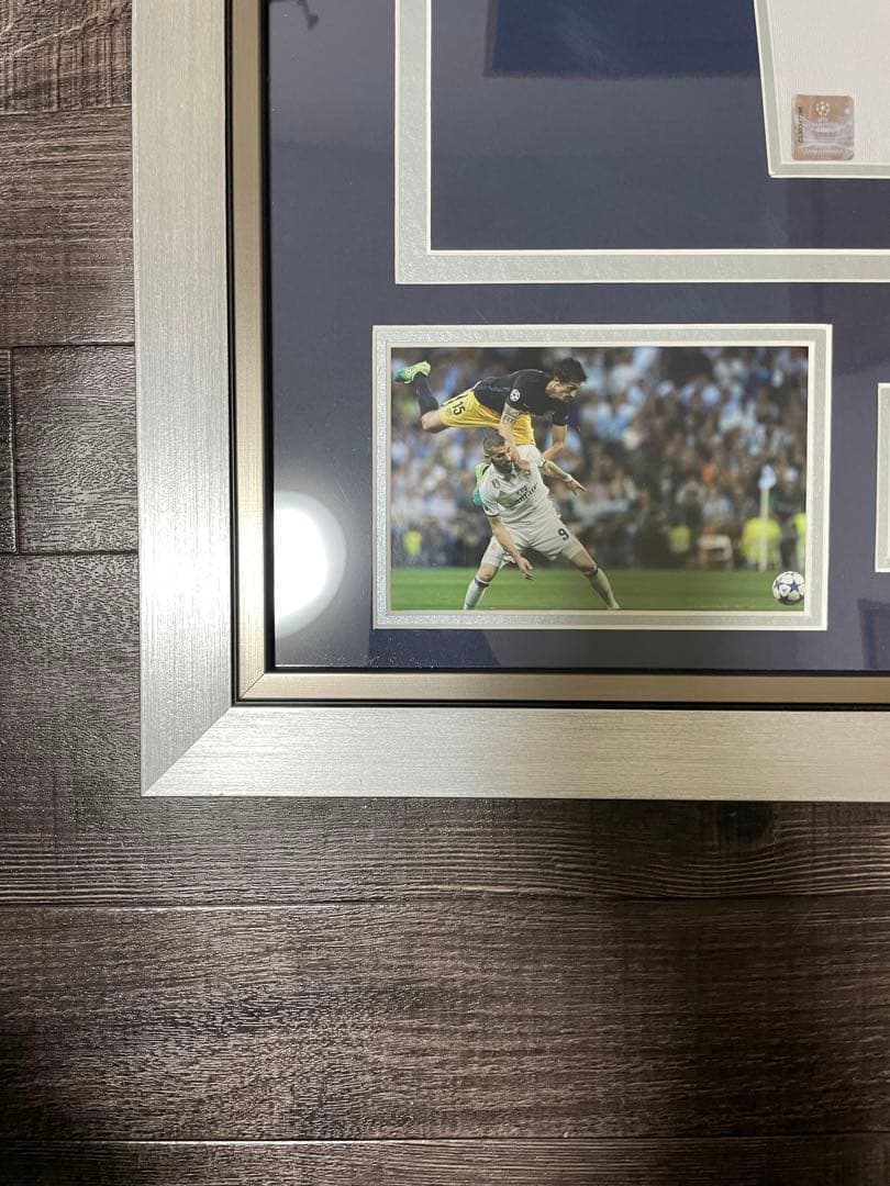 【UEFA 公式】カリム・ベンゼマ 直筆サイン入りユニフォーム　証明書付き