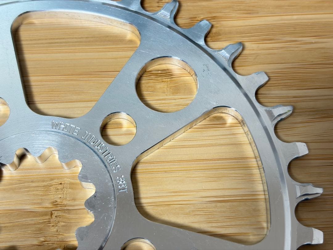 White Industries TSR チェーンリング 38T シルバー