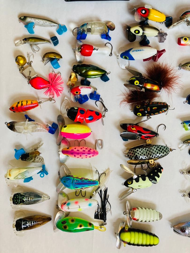 新品あり　バスルアー　100個以上 ヘドン メガバス ジッターバグ ダイワ他多数
