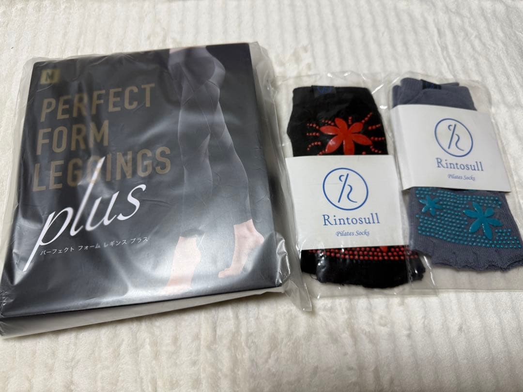 【新品未使用】 リントスル マシンピラティス レギンス Mサイズ ソックス
