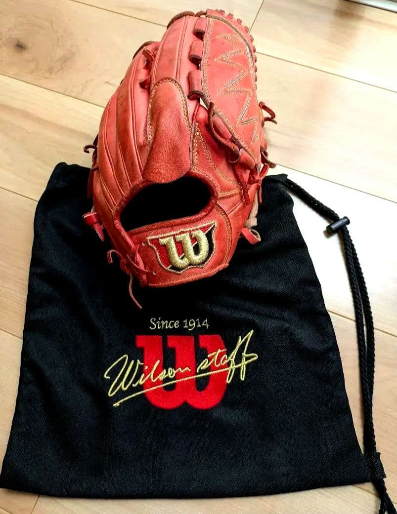 お年玉価格！Wilson 硬式野球　ピッチャー用　グローブ 　縦型　硬少し残