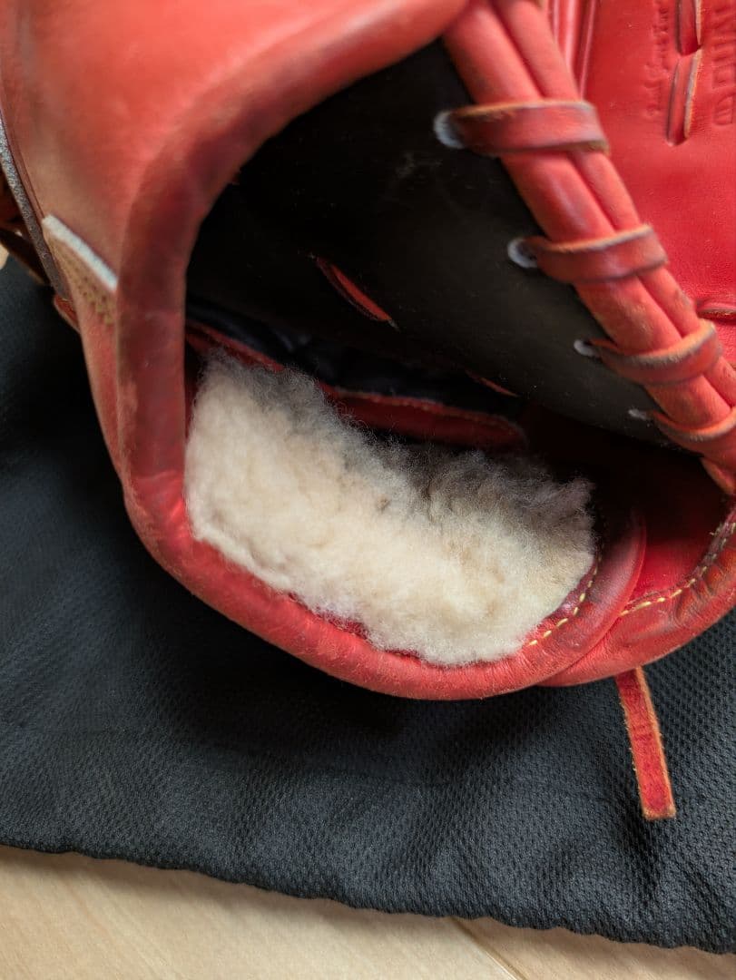 お年玉価格！Wilson 硬式野球　ピッチャー用　グローブ 　縦型　硬少し残