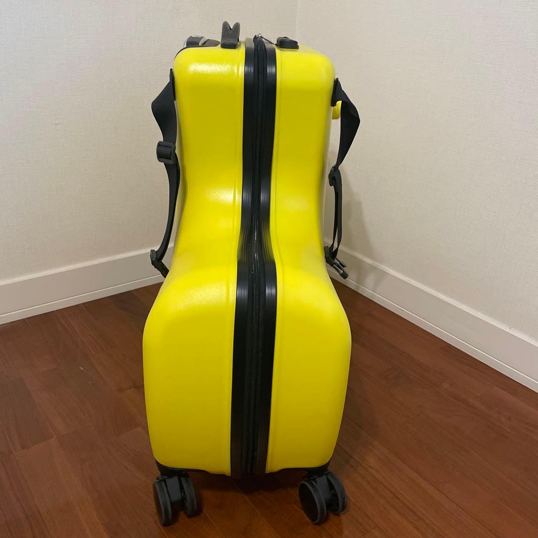 【美品】子どもが乗れるキッズキャリーケースNORICCOレモンイエロー　つやなし